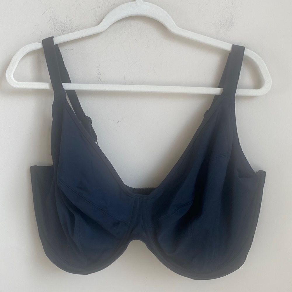 ElomiI Black Full Coverage Wired Bra Swim Top 40L